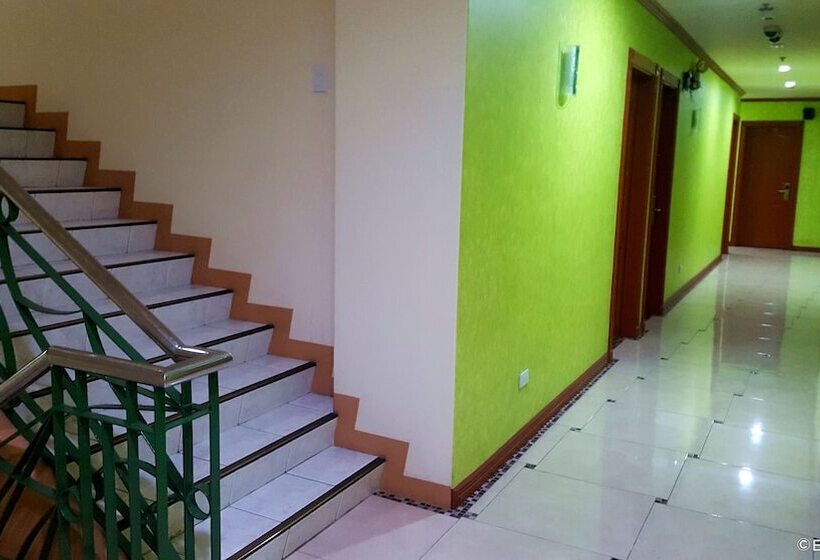 هتل C & L Suites Inn