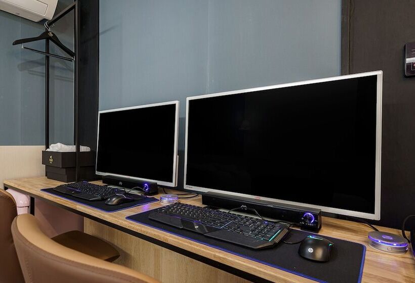 فندق Cheonan Hound