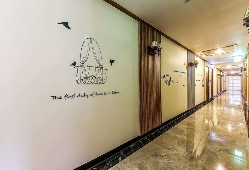 فندق Cheonan Hound