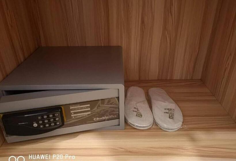 בית מלון כפרי City Garden