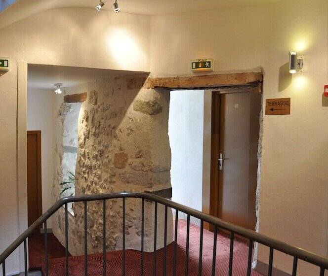 Отель De La Couronne