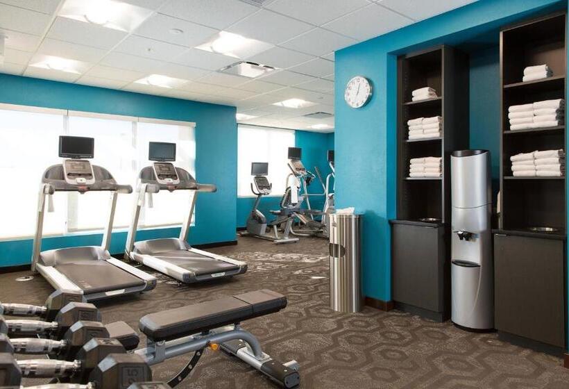 Отель Fairfield Inn & Suites By Marriott Sacramento Folsom