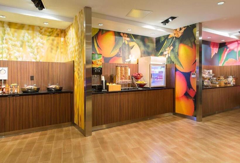 Отель Fairfield Inn & Suites By Marriott Sacramento Folsom