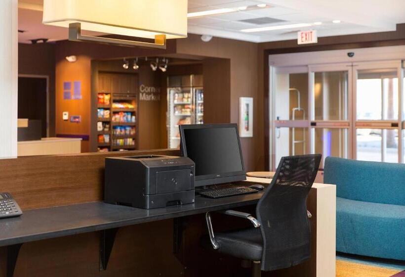 Отель Fairfield Inn & Suites By Marriott Sacramento Folsom