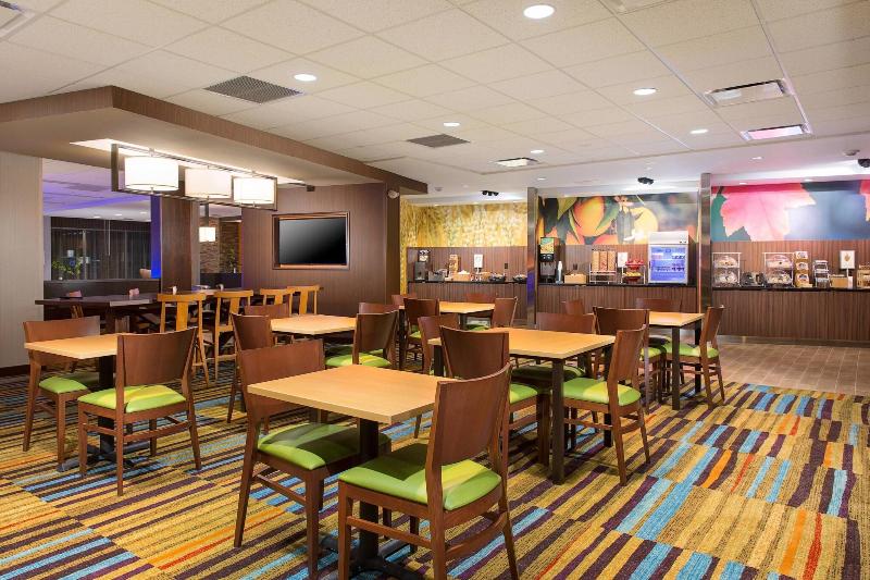 Отель Fairfield Inn & Suites By Marriott Sacramento Folsom