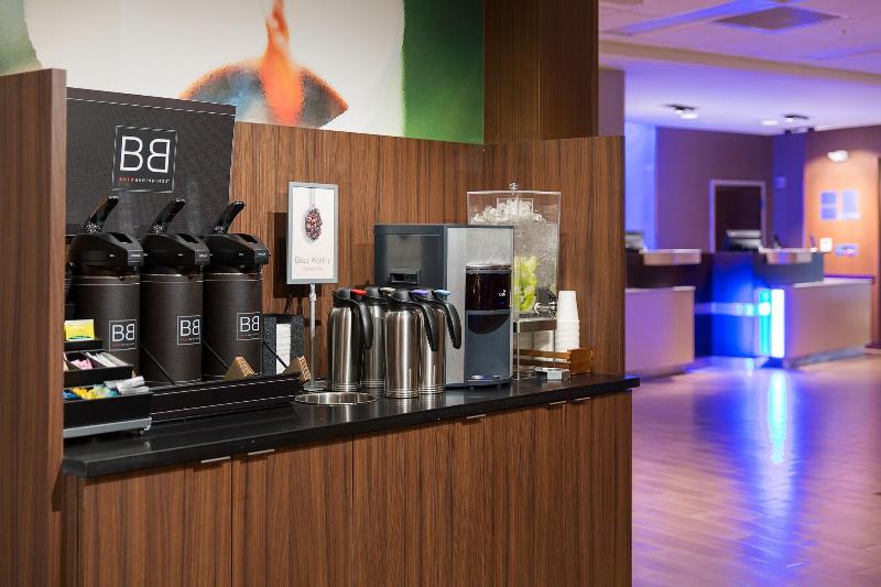 Отель Fairfield Inn & Suites By Marriott Sacramento Folsom