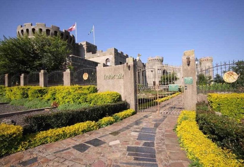 Отель Flycatcher Castle