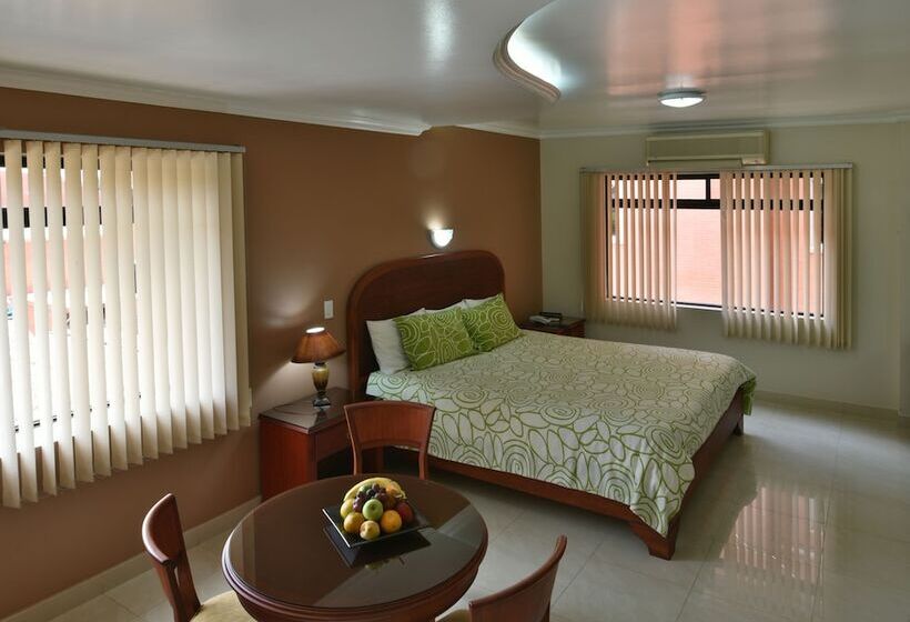 Gran Hotel De Lago El Coca