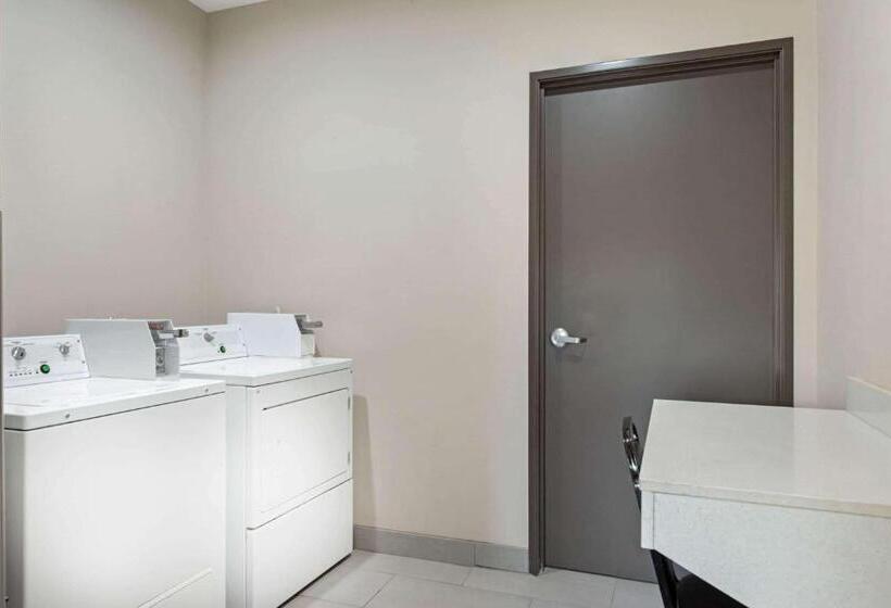 فندق La Quinta By Wyndham Lake Charles Westlake