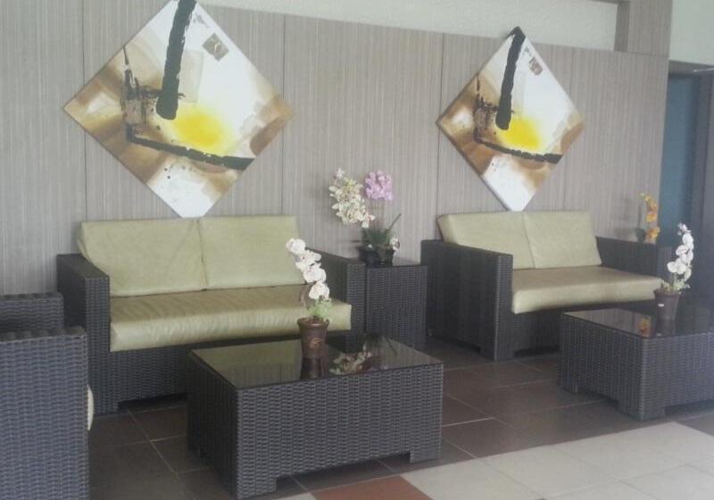 בית מלון כפרי Magallanes Square