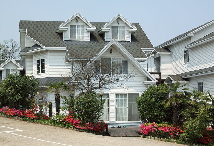 בית מלון כפרי Mangsang Bluemarine Club