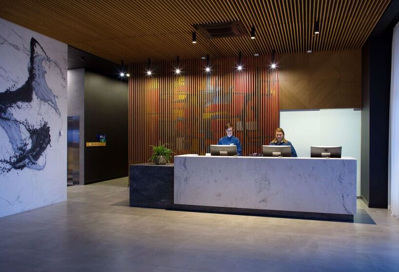 هتل Park Inn By Radisson Riga Valdemara