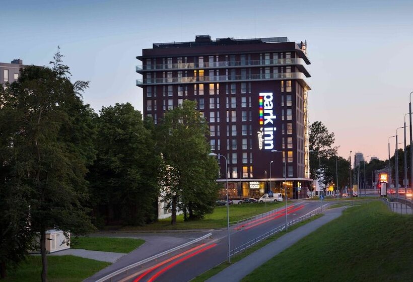 هتل Park Inn By Radisson Riga Valdemara