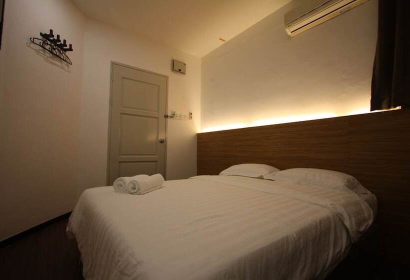 호텔 Place2stay Opposite Hilton