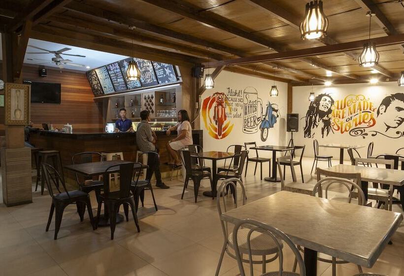 酒店 Puri Senggigi