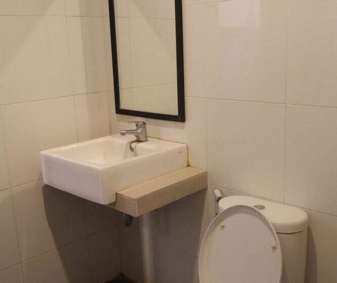 酒店 Puri Senggigi