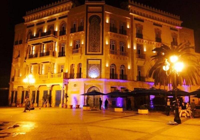 هتل Royal Victoria   Ex British Embassy