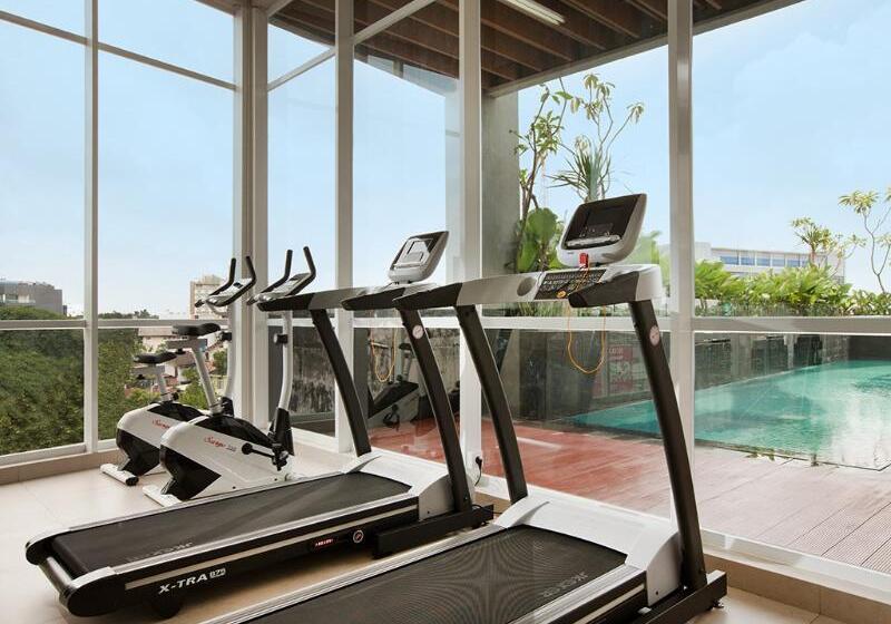 Отель Santika Radial Palembang