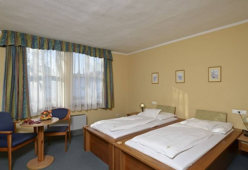 Отель Unicornis