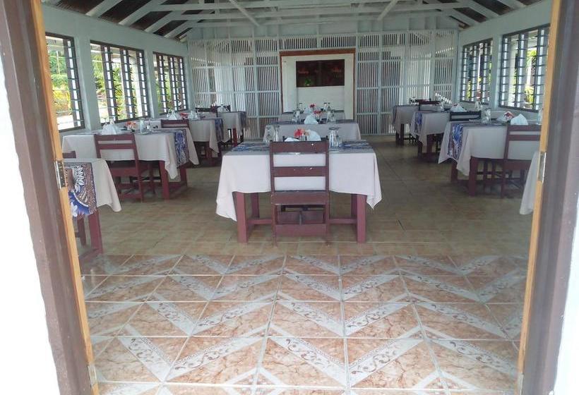 هتل Vacations Beach Fale