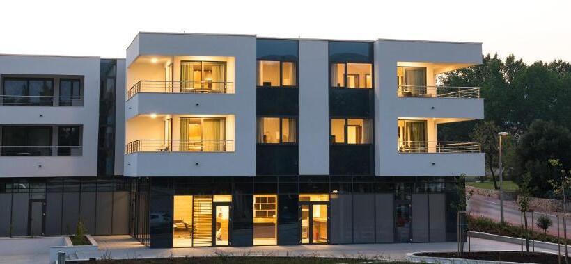 Maistra Select Srebreno Premium Apartments