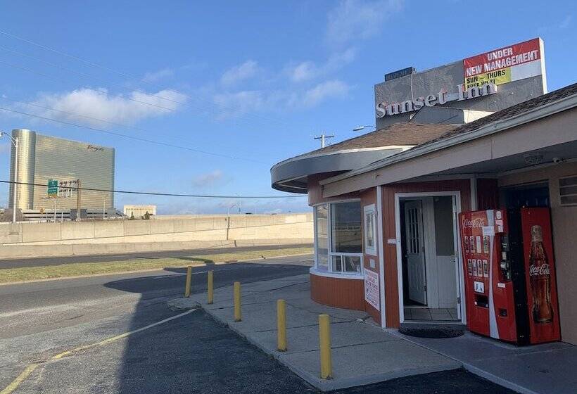 汽车旅馆 Sunset Inn