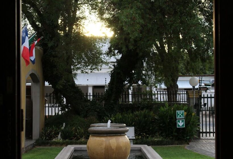 פנסיון 17 On Bird Guest House