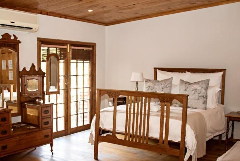 ペンション Beaufort Manor Country Lodge