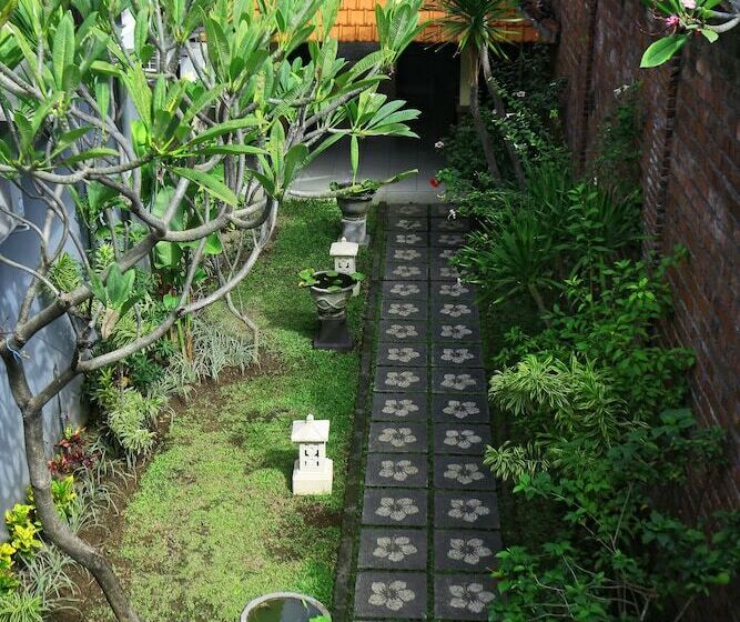 ペンション Cameng Homestay