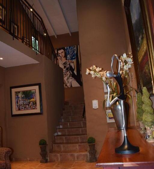 פנסיון Chateau Vue Guesthouse