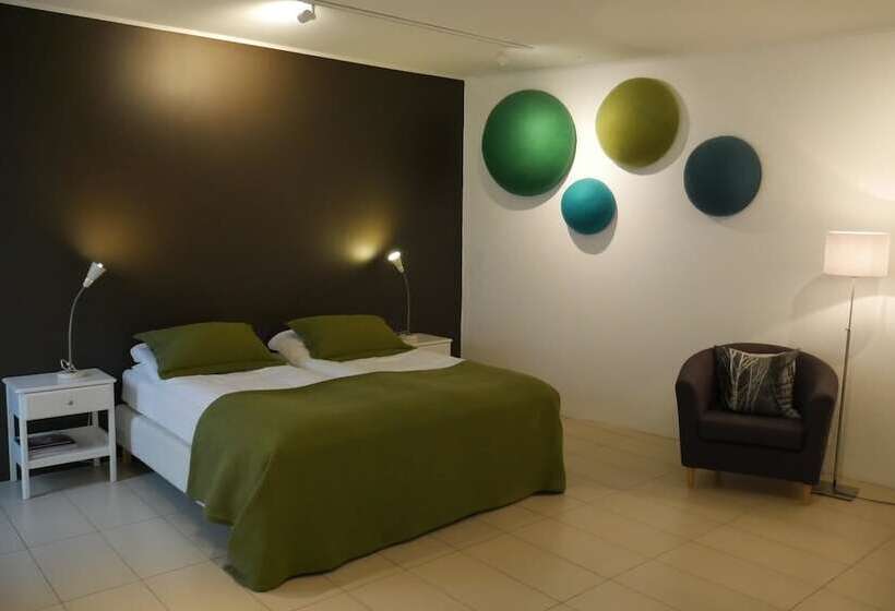 پانسیون Frumskógar Guesthouse