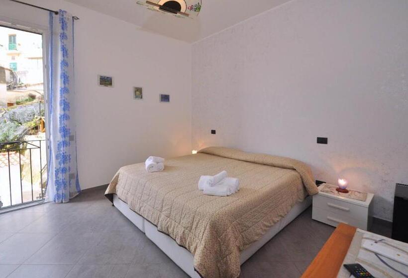 פנסיון La Rosa Dei Venti   Cetara