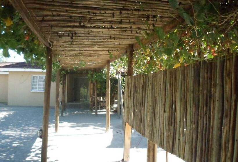 Пансион Luxury Wild Inn