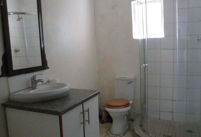 Пансион Luxury Wild Inn