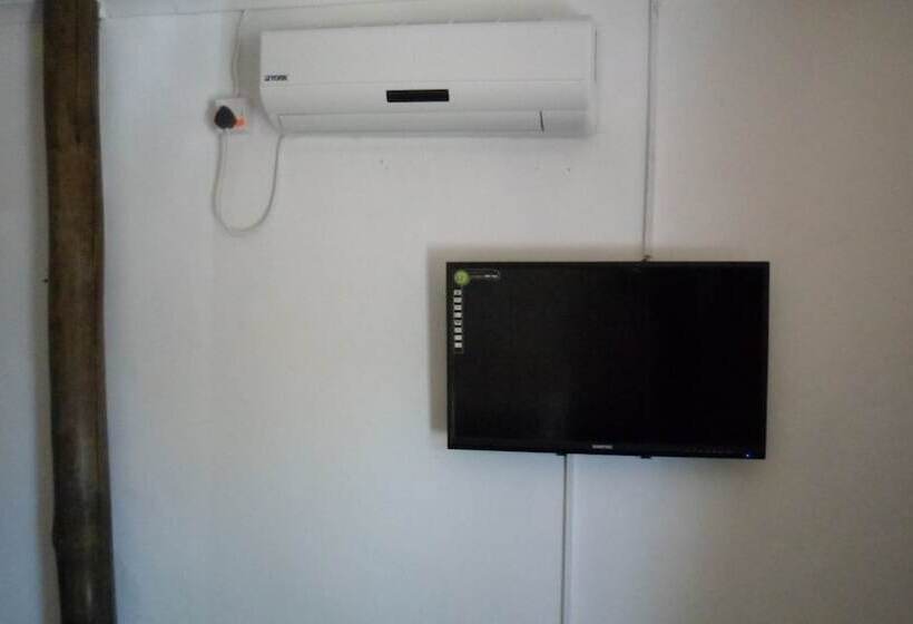 Пансион Luxury Wild Inn