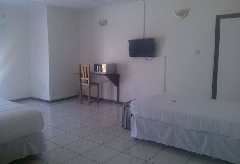 Пансион Luxury Wild Inn