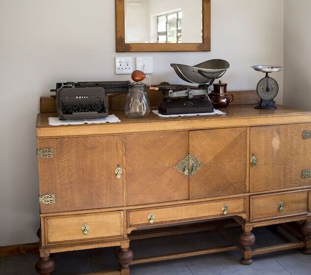 ペンション Ons Dorpshuis Guest House