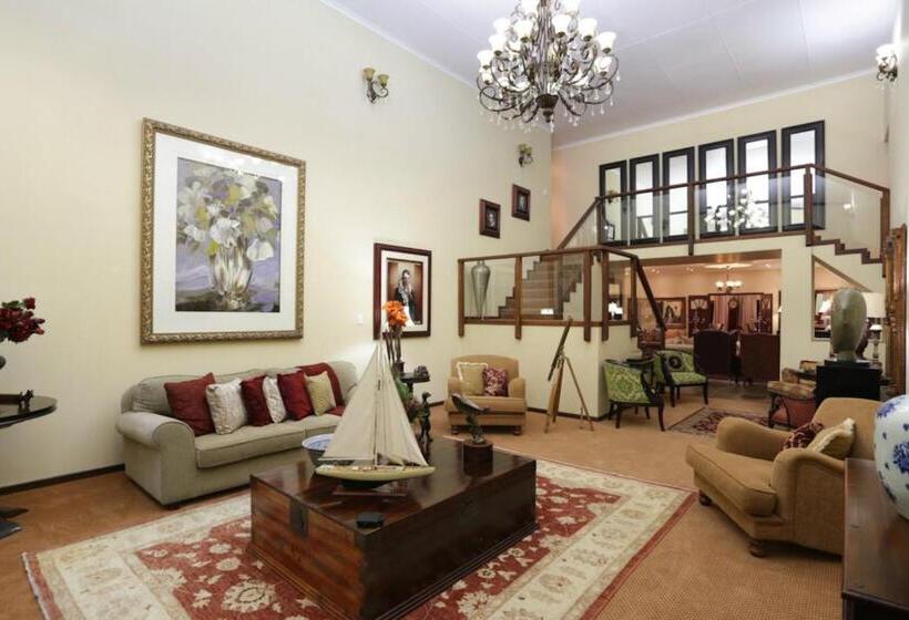 膳宿费 Shangri La Manor