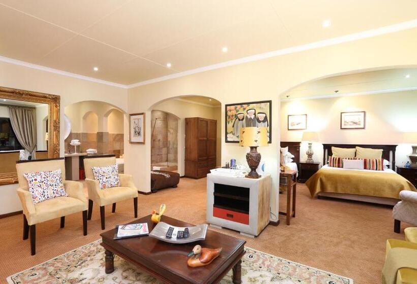 膳宿费 Shangri La Manor