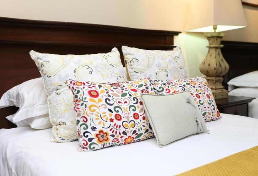 膳宿费 Shangri La Manor