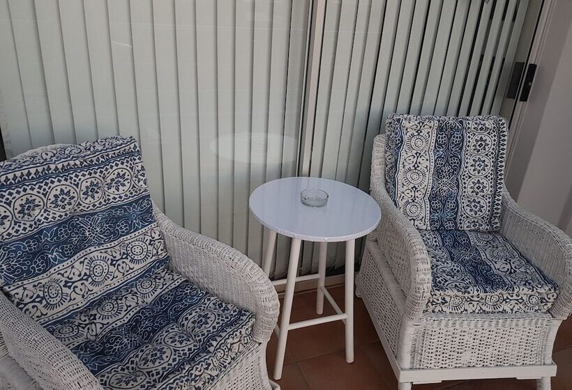 Пансион Sunbird View