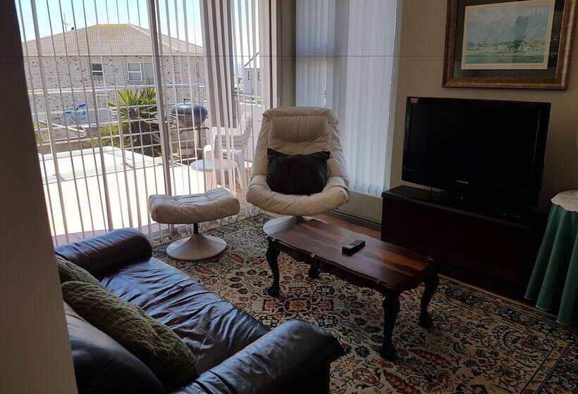 Пансион Sunbird View