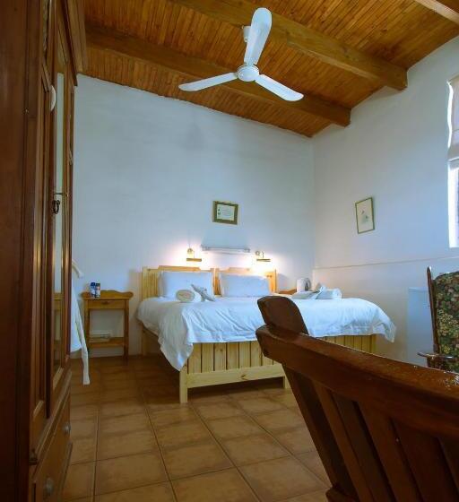 بنسيون The Barracks