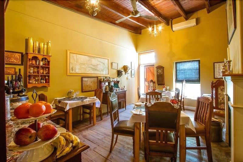 بنسيون The Barracks