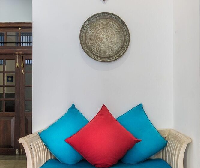 膳宿费 The Entrance Galle Fort