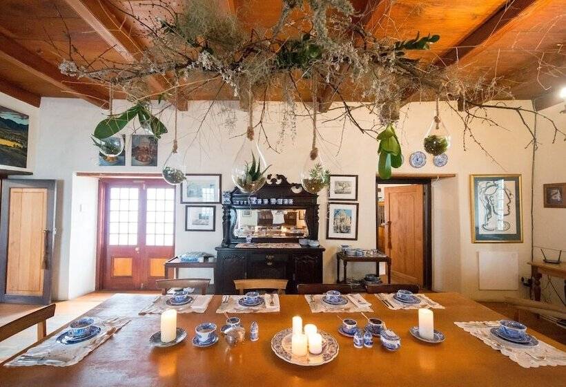 Пансион Tulbagh Country Guest House   Cape Dutch Quarters