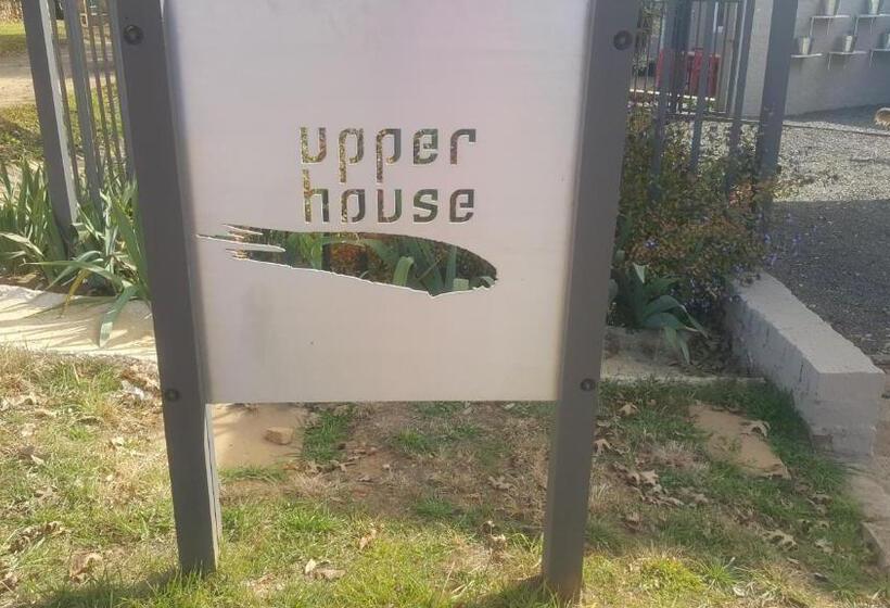 بنسيون Upper House Guesthouse