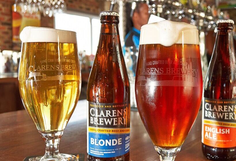 بنسيون Upper House Guesthouse