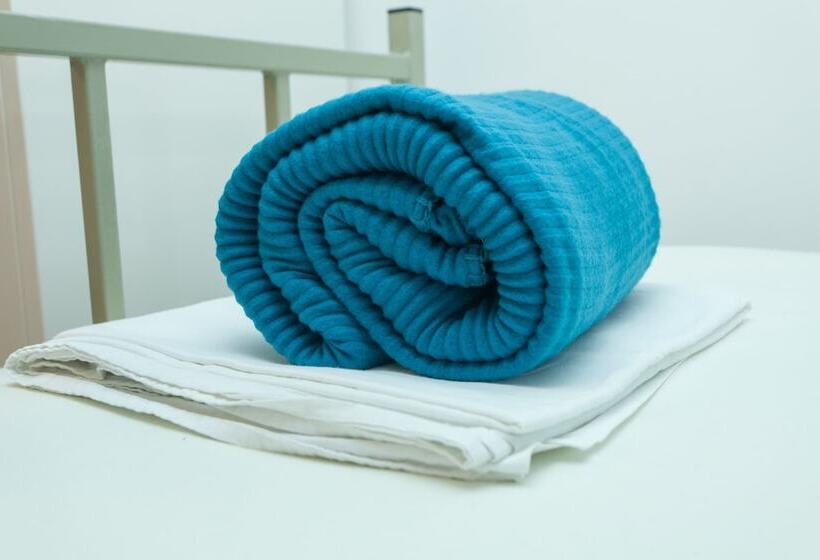 Roundabout Hostel Hostel