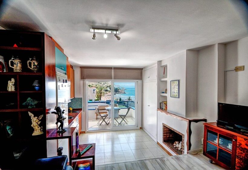 The Beach Studio Daiguadolç By Hello Homes Sitges
